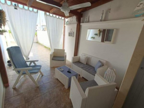 Ariaserena Holiday home by the sea Torre Pali
